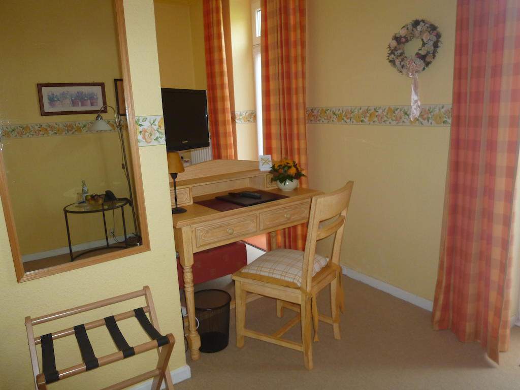 Hotel Landhaus Lahmann Bad Eilsen Δωμάτιο φωτογραφία